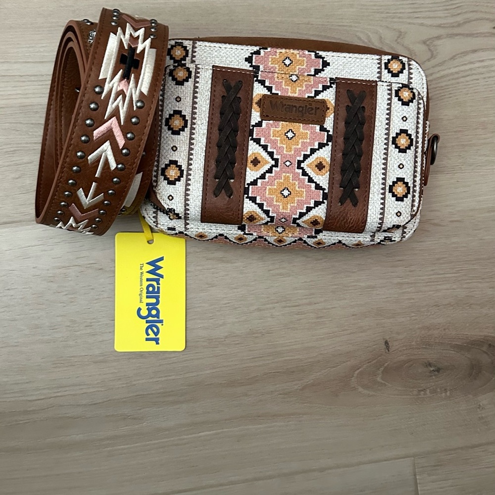 NWT Wrangler Brown and Pink Crossbody Bag with Geometric Design
